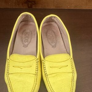 TOD'S Yellow Leather Penny Loafers
